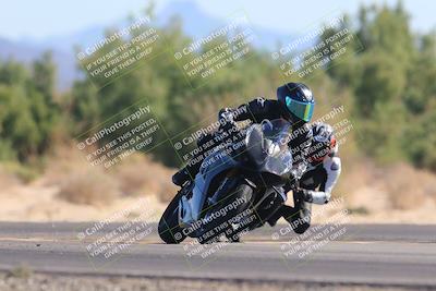 media/Nov-06-2022-SoCal Trackdays (Sun) [[208d2ccc26]]/Turn 7 Set 1 (1050am)/